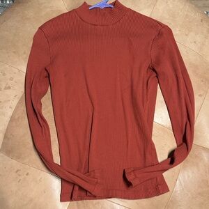 Uniqlo Terracotta Ribbed Knit Sweater